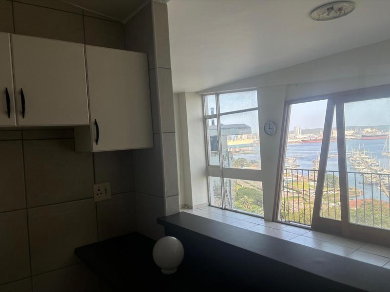 To Let 2 Bedroom Property for Rent in Esplanade KwaZulu-Natal