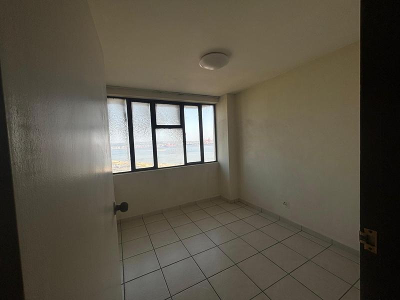 To Let 2 Bedroom Property for Rent in Esplanade KwaZulu-Natal