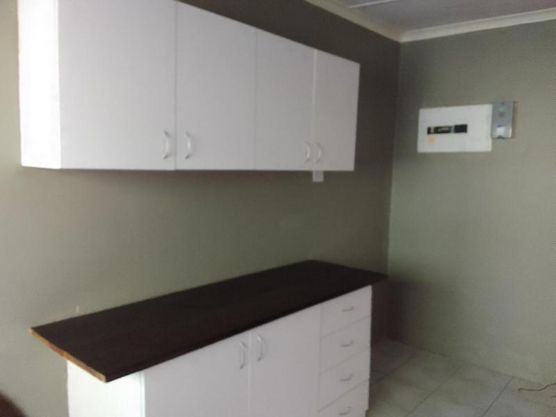 To Let 2 Bedroom Property for Rent in Avoca KwaZulu-Natal