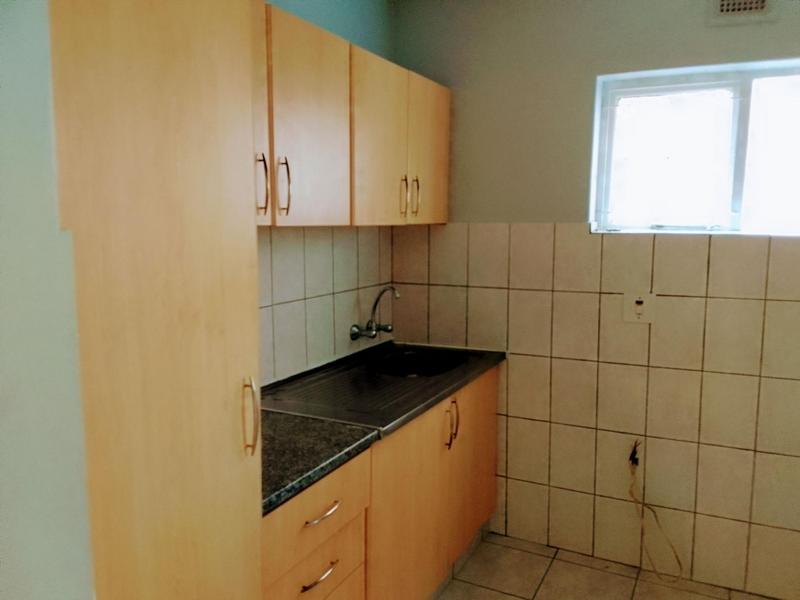 To Let 2 Bedroom Property for Rent in Avoca KwaZulu-Natal