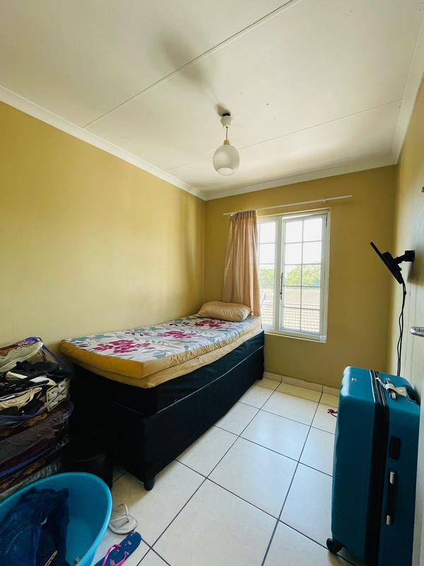 To Let 3 Bedroom Property for Rent in Montclair KwaZulu-Natal