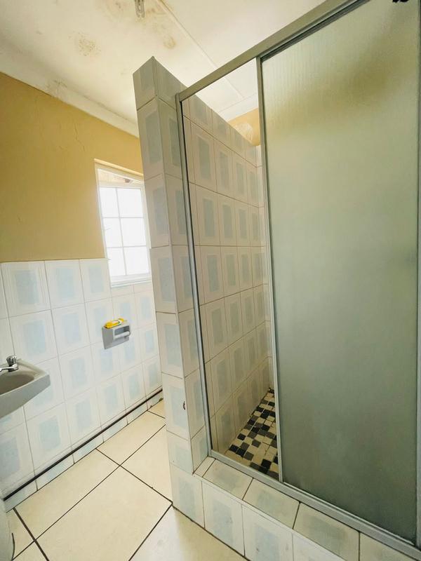 To Let 3 Bedroom Property for Rent in Montclair KwaZulu-Natal