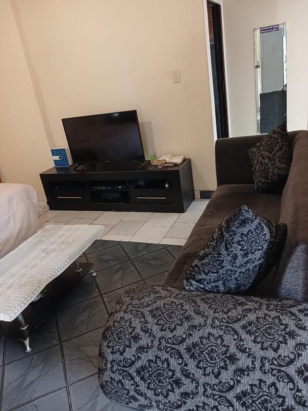 To Let 2 Bedroom Property for Rent in Pinetown KwaZulu-Natal