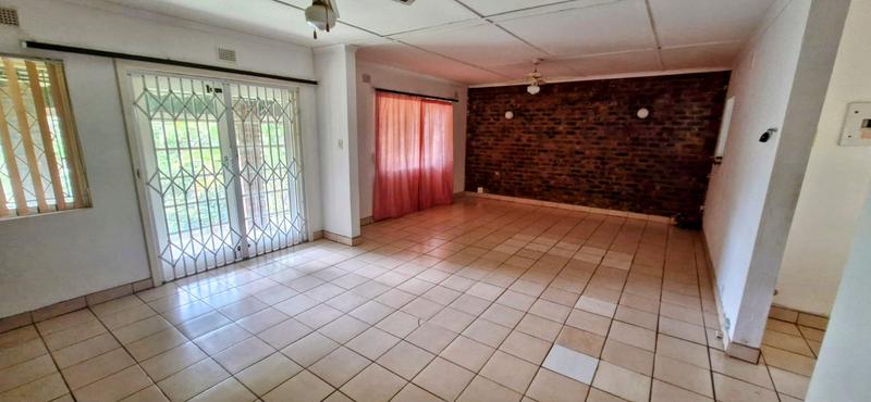 5 Bedroom Property for Sale in Trafalgar KwaZulu-Natal