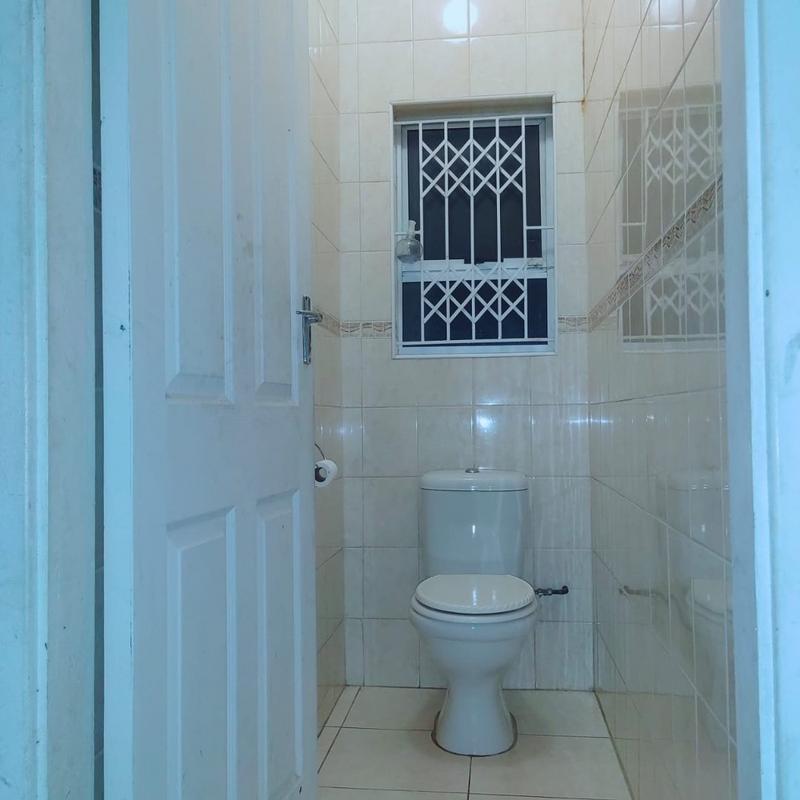 To Let 2 Bedroom Property for Rent in Wyebank KwaZulu-Natal