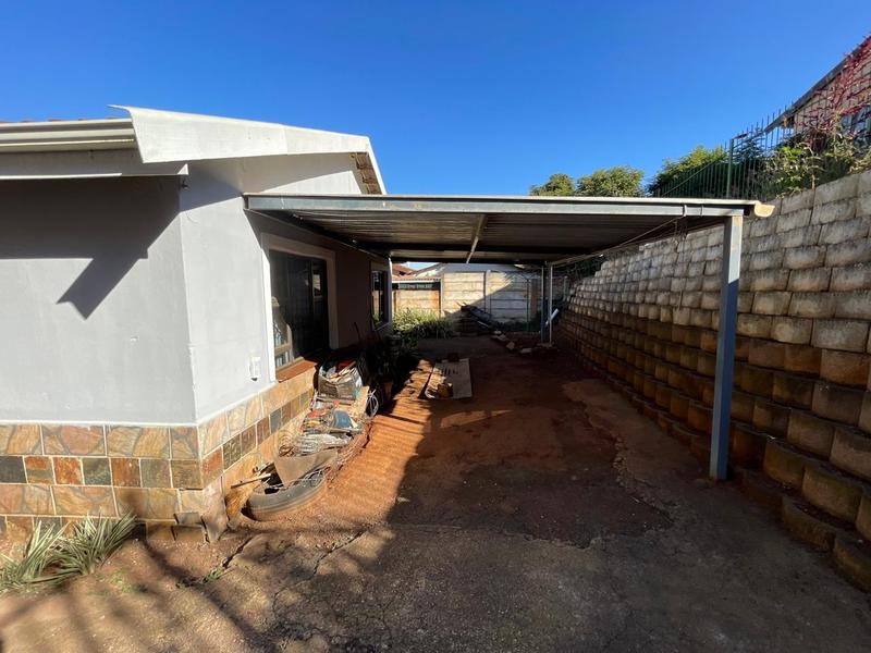 3 Bedroom Property for Sale in Copesville KwaZulu-Natal