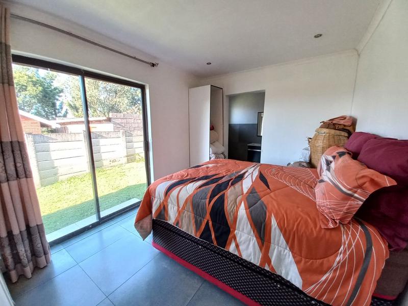 5 Bedroom Property for Sale in Fillan Park KwaZulu-Natal