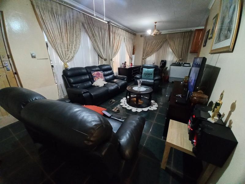 3 Bedroom Property for Sale in Imbali KwaZulu-Natal