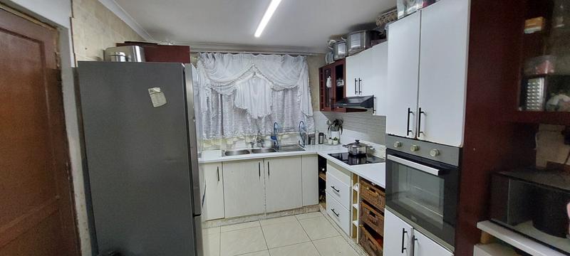 3 Bedroom Property for Sale in Panorama Gardens KwaZulu-Natal