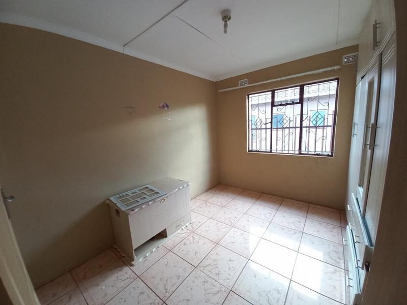 4 Bedroom Property for Sale in Panorama Gardens KwaZulu-Natal