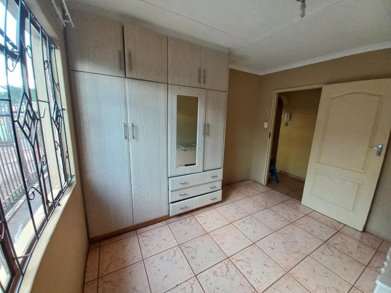 4 Bedroom Property for Sale in Panorama Gardens KwaZulu-Natal