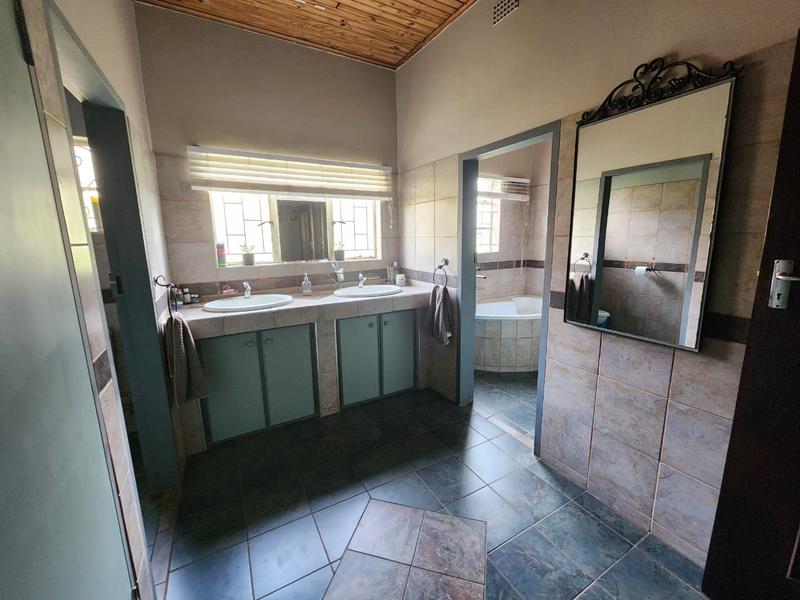 4 Bedroom Property for Sale in Vryheid KwaZulu-Natal