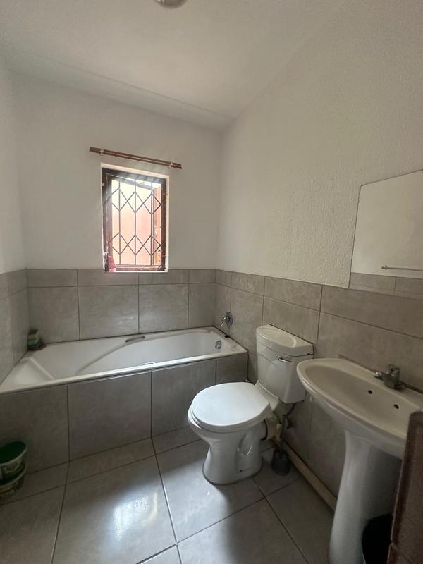 2 Bedroom Property for Sale in Montclair KwaZulu-Natal