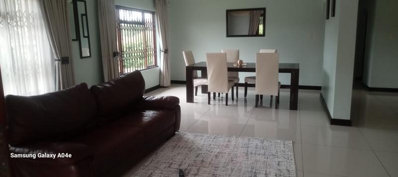 To Let 5 Bedroom Property for Rent in Uvongo KwaZulu-Natal