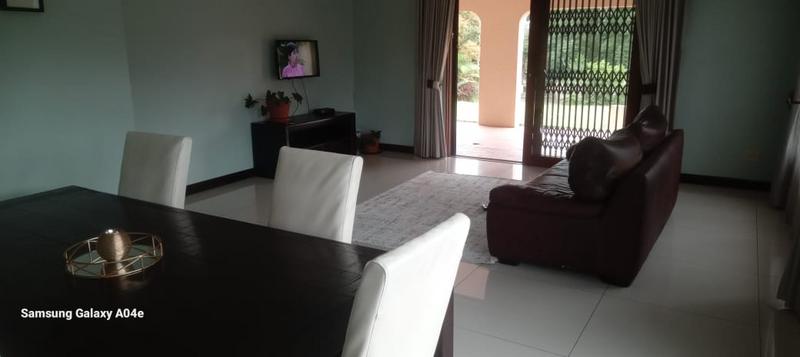 To Let 5 Bedroom Property for Rent in Uvongo KwaZulu-Natal