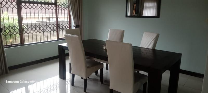 To Let 5 Bedroom Property for Rent in Uvongo KwaZulu-Natal