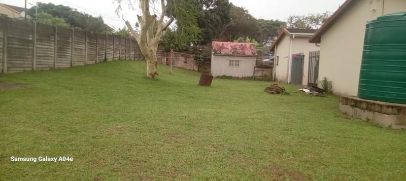 To Let 5 Bedroom Property for Rent in Uvongo KwaZulu-Natal