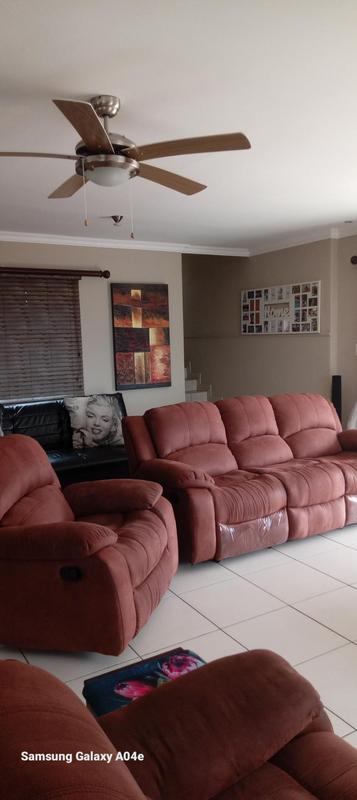 3 Bedroom Property for Sale in Margate KwaZulu-Natal