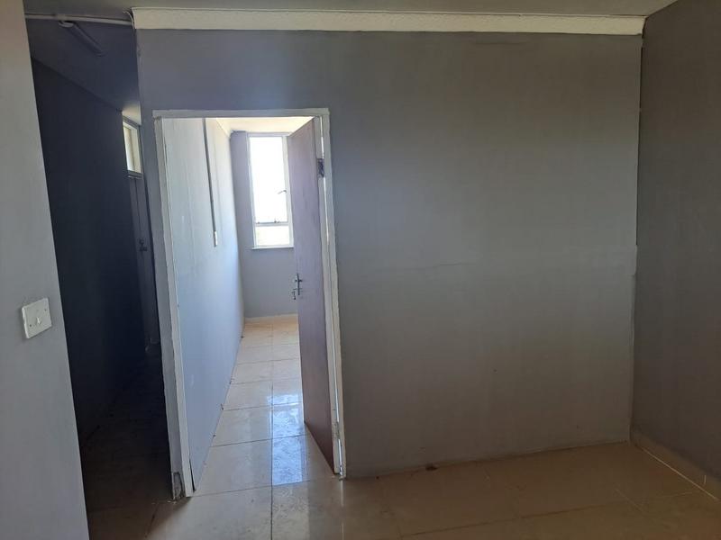 To Let 2 Bedroom Property for Rent in Scottsville KwaZulu-Natal