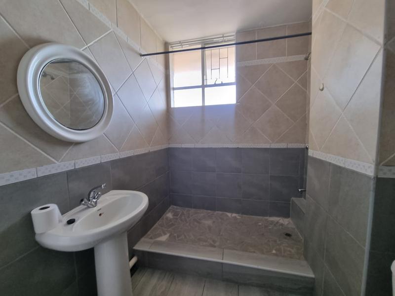 To Let 2 Bedroom Property for Rent in Glenmore KwaZulu-Natal