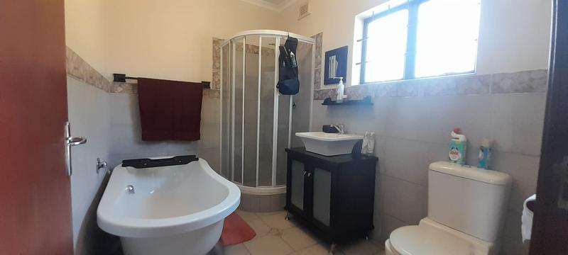 4 Bedroom Property for Sale in Cowies Hill Park KwaZulu-Natal