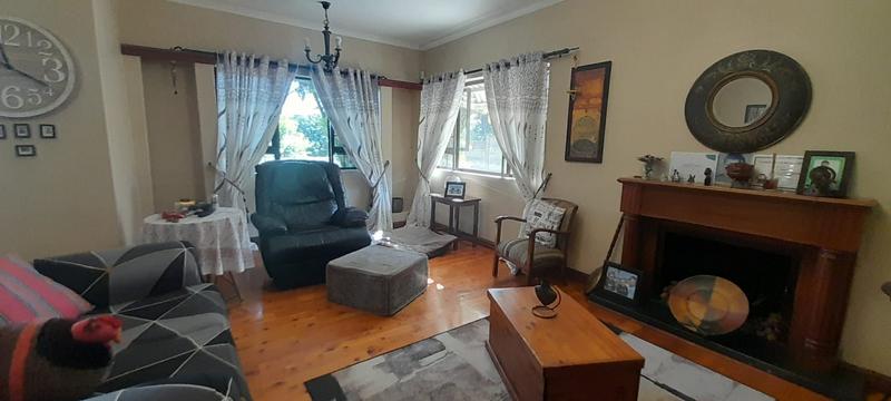 4 Bedroom Property for Sale in Cowies Hill Park KwaZulu-Natal