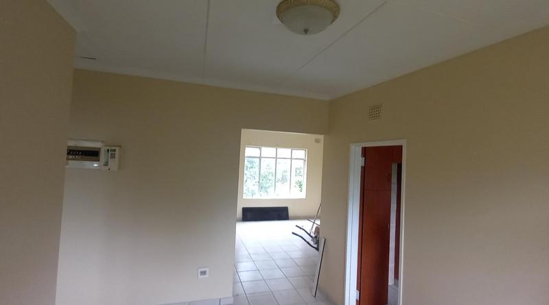 2 Bedroom Property for Sale in Empangeni Central KwaZulu-Natal