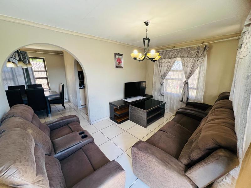 3 Bedroom Property for Sale in Newlands West KwaZulu-Natal