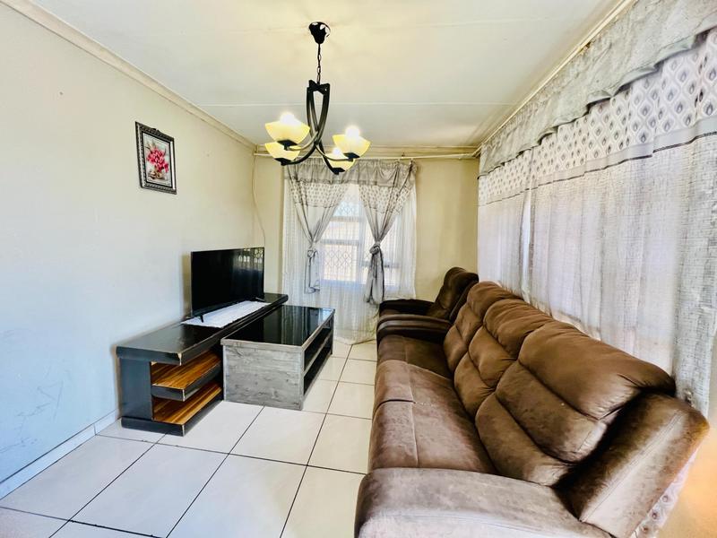 3 Bedroom Property for Sale in Newlands West KwaZulu-Natal