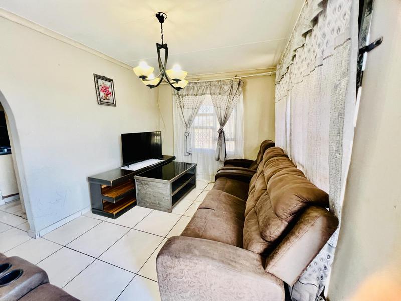 3 Bedroom Property for Sale in Newlands West KwaZulu-Natal