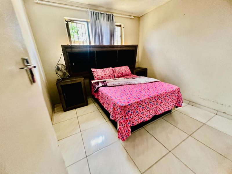 3 Bedroom Property for Sale in Newlands West KwaZulu-Natal