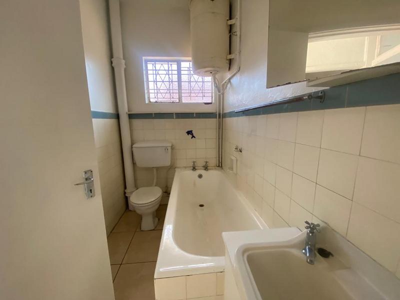 To Let 1 Bedroom Property for Rent in Glenwood KwaZulu-Natal