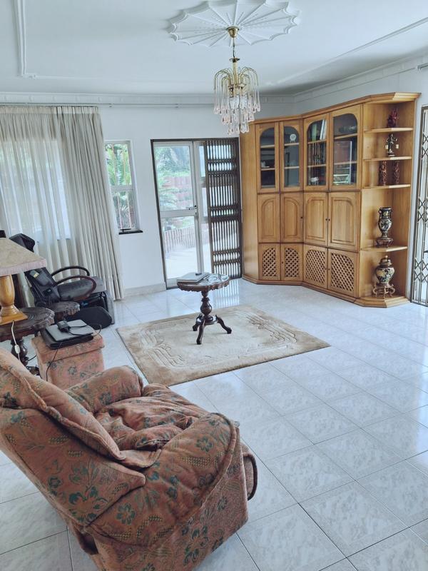 5 Bedroom Property for Sale in Reservoir Hills KwaZulu-Natal