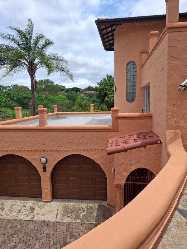 5 Bedroom Property for Sale in Reservoir Hills KwaZulu-Natal