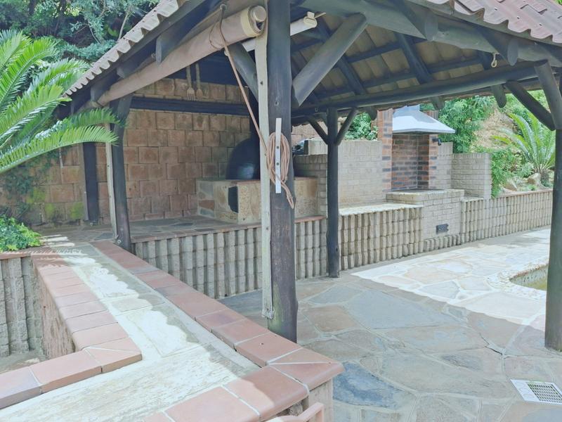 5 Bedroom Property for Sale in Reservoir Hills KwaZulu-Natal