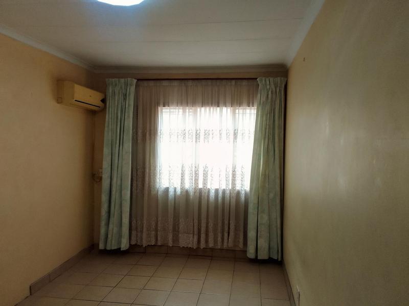 2 Bedroom Property for Sale in Phoenix KwaZulu-Natal