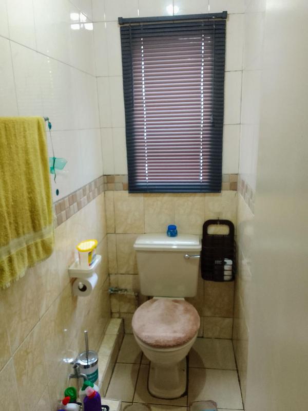 2 Bedroom Property for Sale in Phoenix KwaZulu-Natal