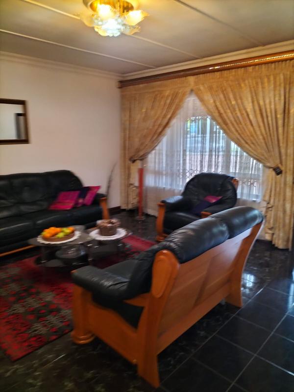 4 Bedroom Property for Sale in Malvern KwaZulu-Natal