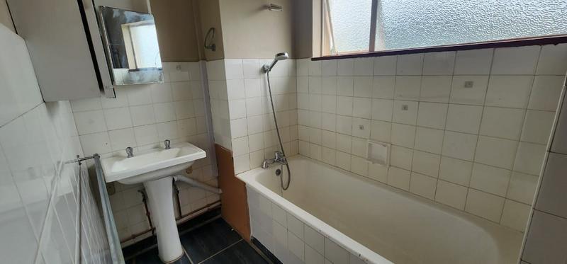 To Let 2 Bedroom Property for Rent in Saiccor Village KwaZulu-Natal