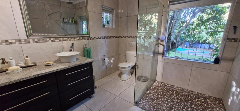 6 Bedroom Property for Sale in Ramsgate KwaZulu-Natal