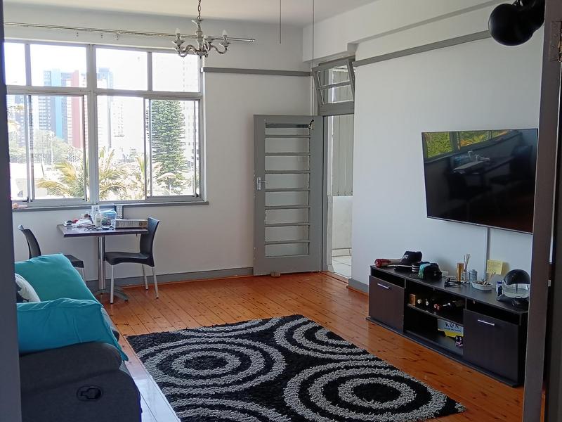 1 Bedroom Property for Sale in North Beach KwaZulu-Natal