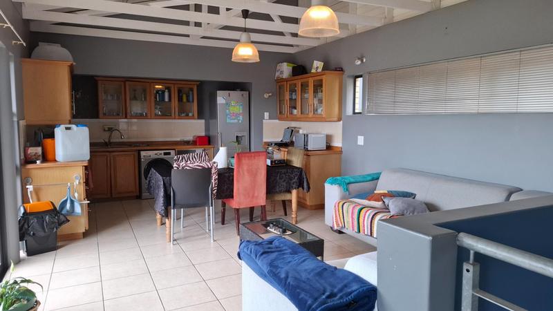 To Let 3 Bedroom Property for Rent in Essenwood KwaZulu-Natal