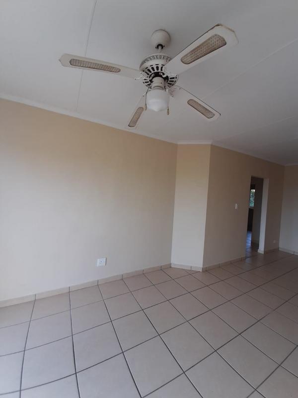 To Let 2 Bedroom Property for Rent in Empangeni Central KwaZulu-Natal