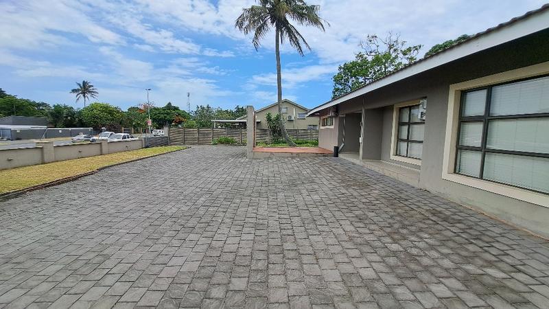 Commercial Property for Sale in Meer En See KwaZulu-Natal