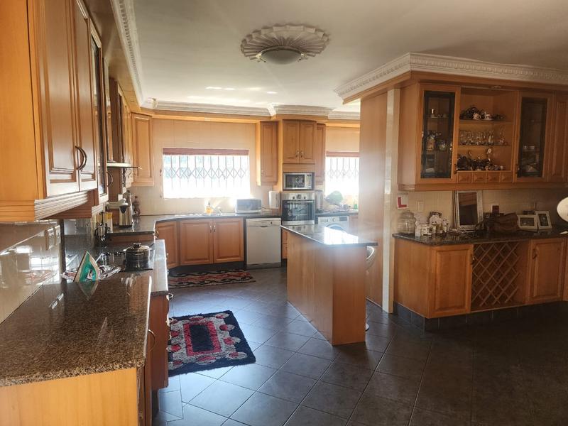 3 Bedroom Property for Sale in Kloof KwaZulu-Natal