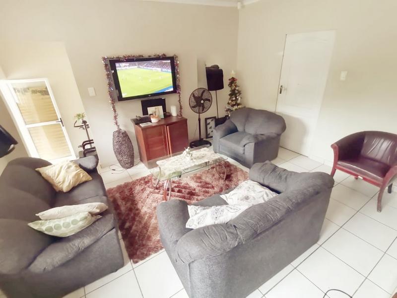 To Let 3 Bedroom Property for Rent in Reservoir Hills KwaZulu-Natal