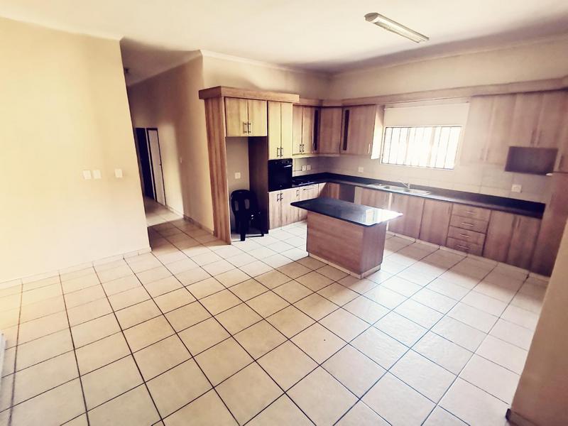 To Let 3 Bedroom Property for Rent in Reservoir Hills KwaZulu-Natal