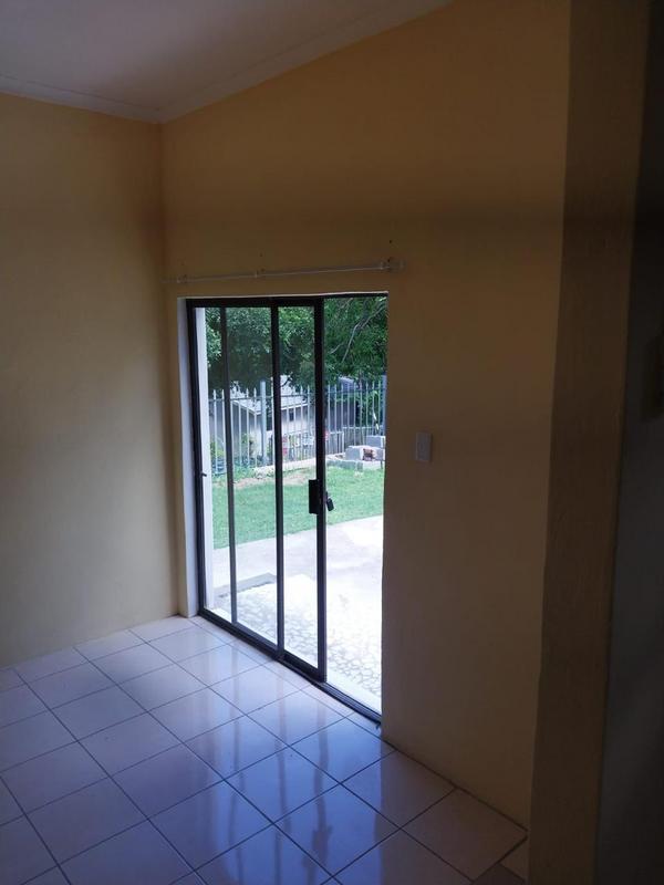 To Let 1 Bedroom Property for Rent in Westville KwaZulu-Natal