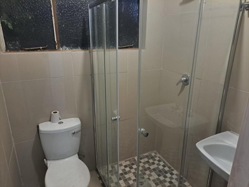 To Let 1 Bedroom Property for Rent in Scottsville KwaZulu-Natal