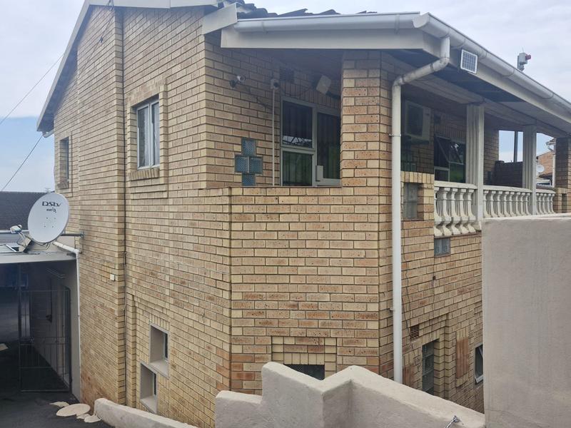 4 Bedroom Property for Sale in Havenside KwaZulu-Natal